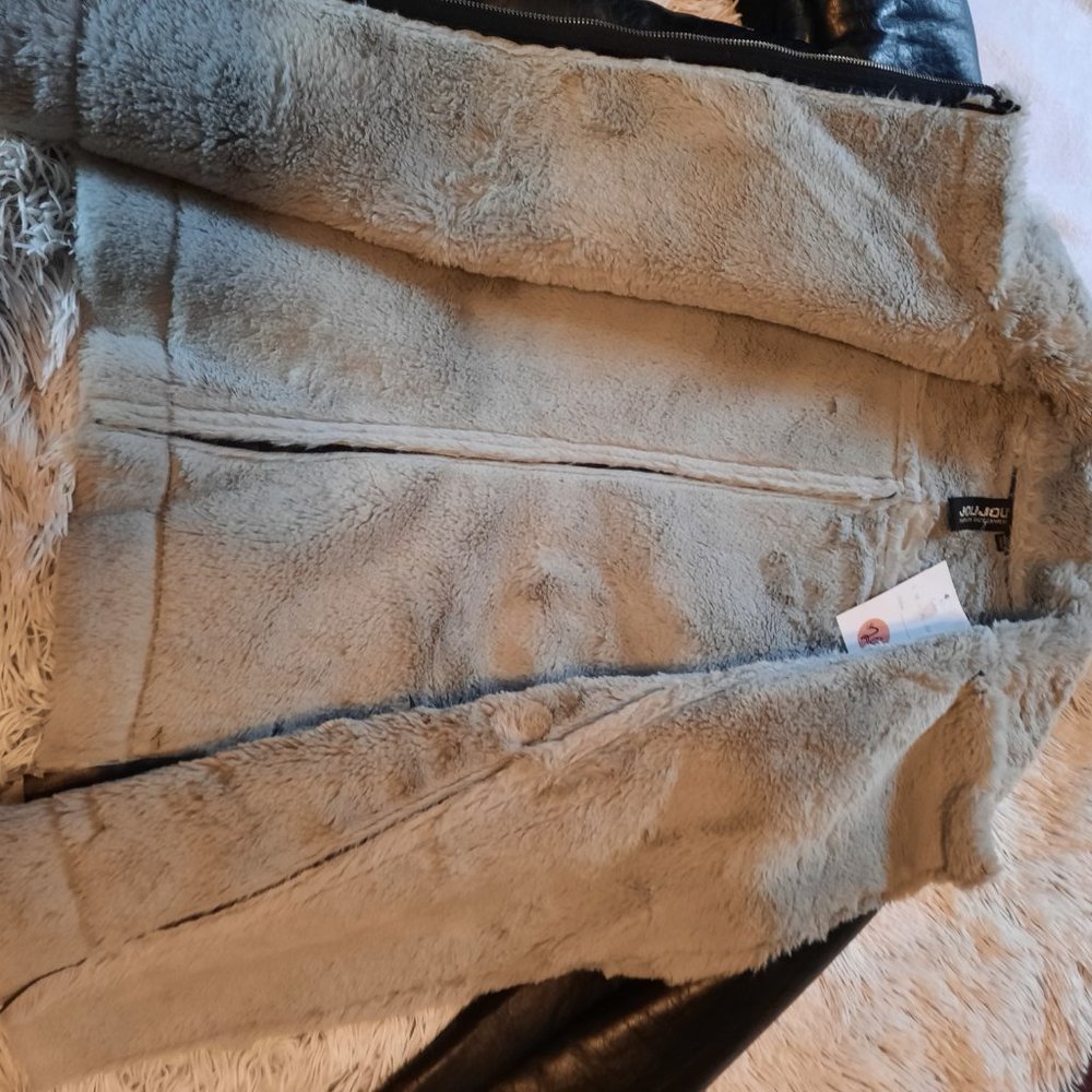 Jacket - Picture 2 of 2